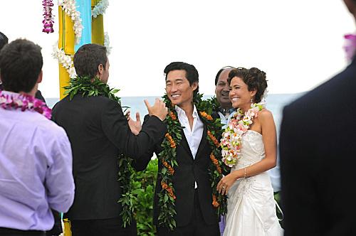 A Hawaiian Wedding Lori and Danny Handcuffed Does anyone have any idea 