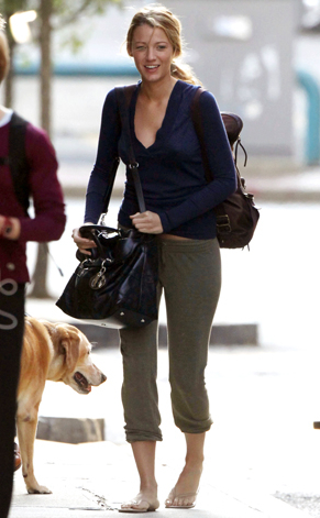 Blake Lively Casual Fashion. Blake Lively is back in Boston