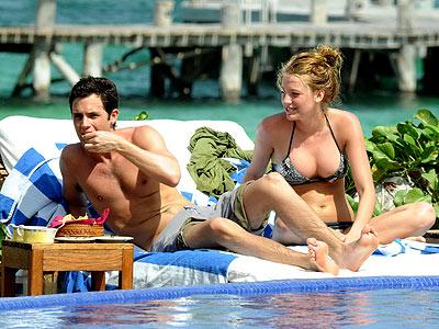Blake Lively Bikini Picture Lovebirds on and off the set of Gossip Girl 