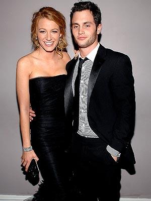 http://static.tvfanatic.com/images/gallery/blake-lively-with-penn-badgley.jpg