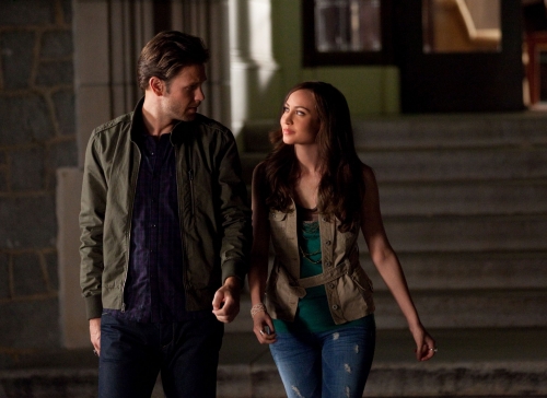 Courtney Ford guest stars on The Vampire Diaries