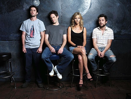its-always-sunny-cast-pic.jpg