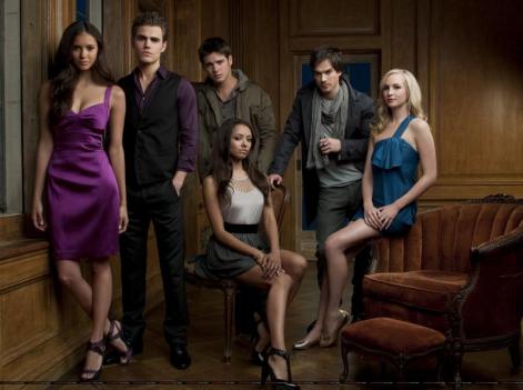 http://static.tvfanatic.com/images/gallery/the-vampire-diaries-cast_471x351.jpg