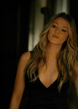 Serena   Woodsen Style Guide on Serena Van Der Woodsen Is Always Gorgeous Even If She S Taking A Back